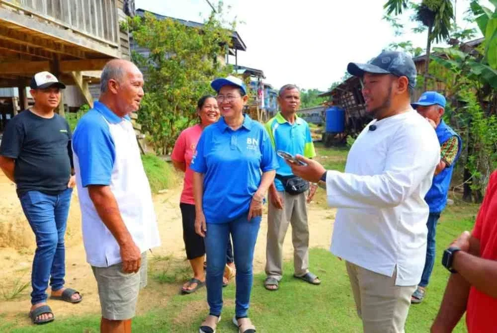 Mohd Naim mendengar sendiri luahan penduduk di Inarad.