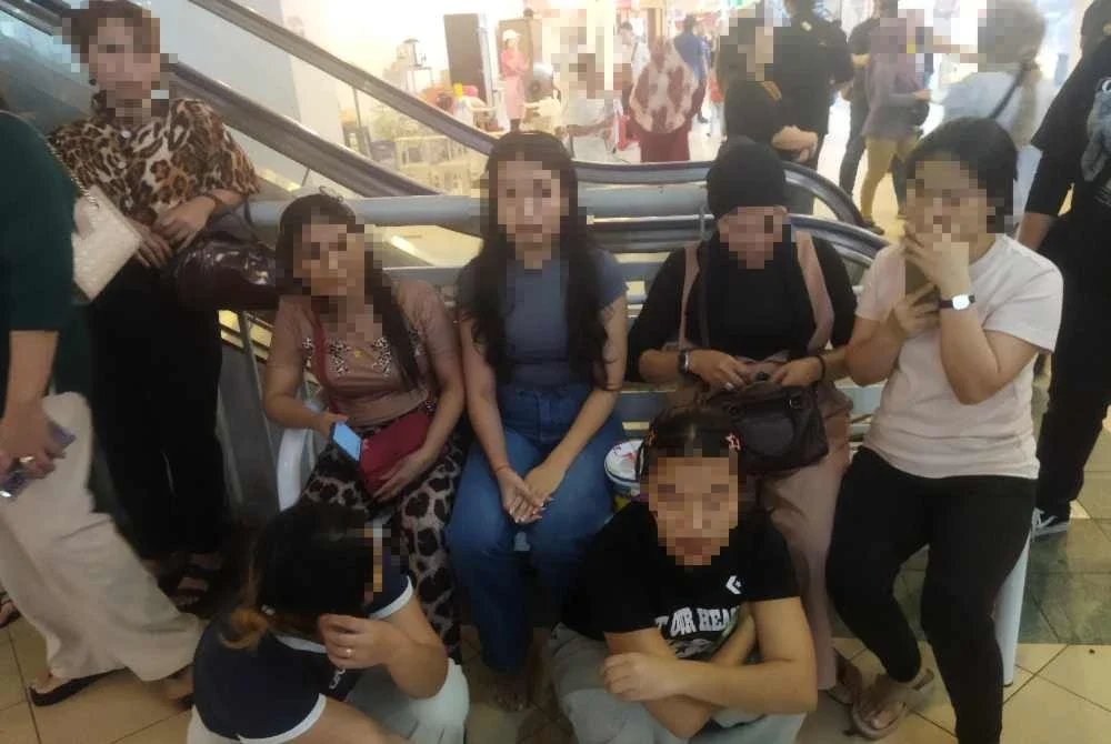 Antara warga asing yang ditahan di Ampang.