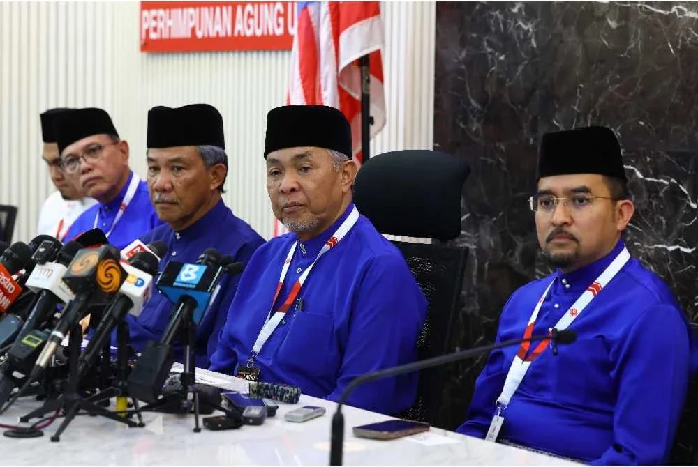 Ahmad Zahid (dua dari kanan) ketika sidang akhbar selepas berakhirnya PAU 2025 di Dewan Merdeka WTCKL hari ini. - Foto: Bernama
