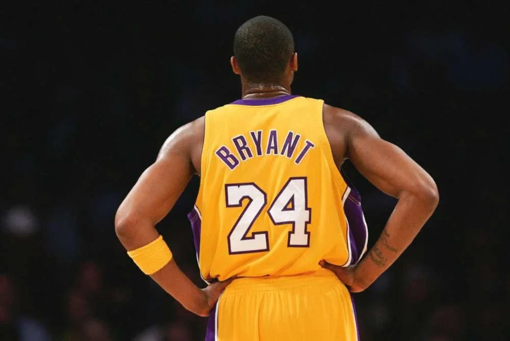 9. Jersi Lakers Kobe Bryant musim MVP – AS$5.85 juta (23.74 juta).
