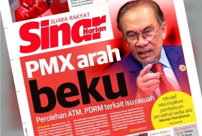 Keputusan kerajaan membekukan sementara semua perolehan ATM dan PDRM berkaitan isu rasuah menunjukkan pendekatan tegas terhadap salah laku dalam sektor awam yang berprofil tinggi.