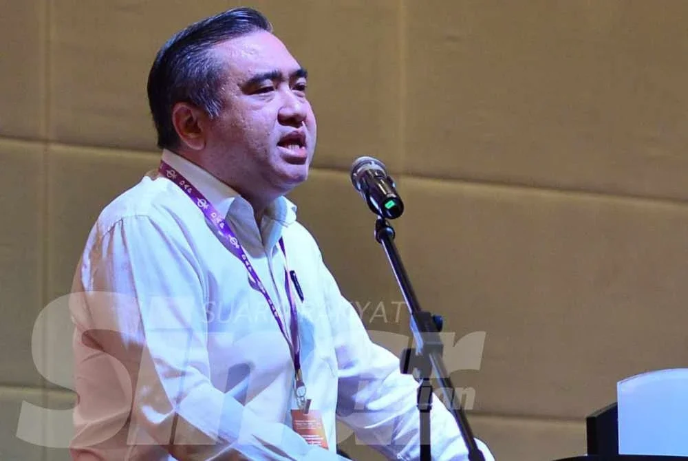 Anthony ketika menyampaikan ucapan perasmian Konvensyen DAP Selangor pada Ahad. Foto Sinar Harian - ASRIL ASWANDI SHUKOR