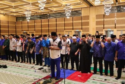 Majlis Solat Hajat Perdana Demi Najib 3.0 yang dianjurkan pada Sabtu.