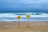 Semua pantai utara di Sydney telah ditutup sehingga diberitahu kelak. - Foto Agensi