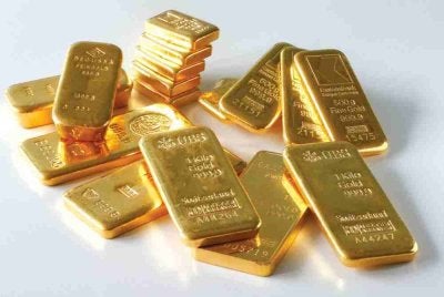 HARGA emas melonjak lebih dua peratus pada Selasa, melepasi paras AS$4,700 seauns troy buat kali pertama dalam sejarah, menurut data dagangan. Gambar hiasan 