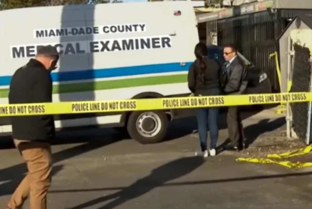 Pasukan kecemasan yang tiba di lokasi menemukan lelaki berusia 71 tahun berkenaan telah meninggal dunia. Foto: Agensi