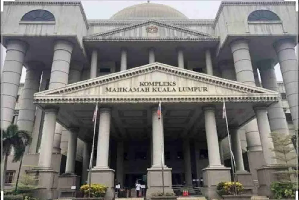 Seorang bekas pegawai tertinggi ATM) yang ditahan SPRM akan dituduh di Mahkamah Sesyen Kuala Lumpur, pada Khamis. Gambar hiasan 