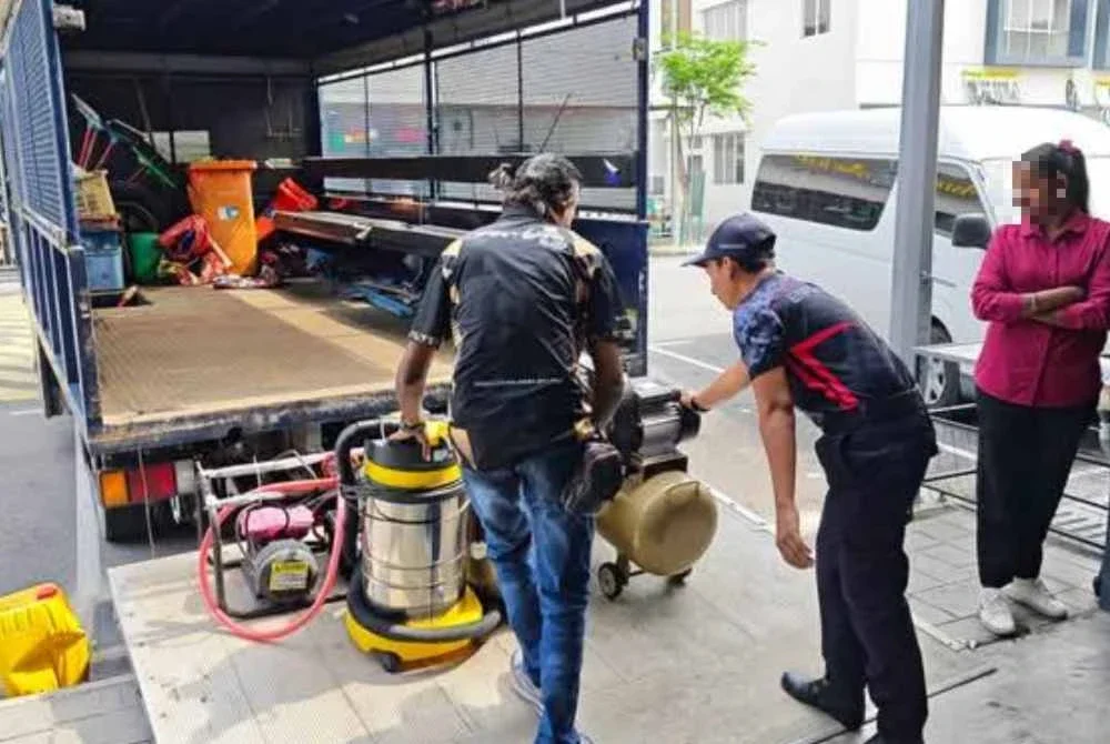 Premis diarahkan tutup serta-merta dan semua peralatan telah disita.