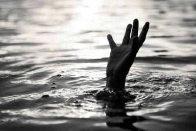 Seorang lelaki warga Indonesia dikhuatiri lemas ketika menembak ikan berhampiran Jeti Kampung Mesapat, Sungai Siput. Gambar hiasan 