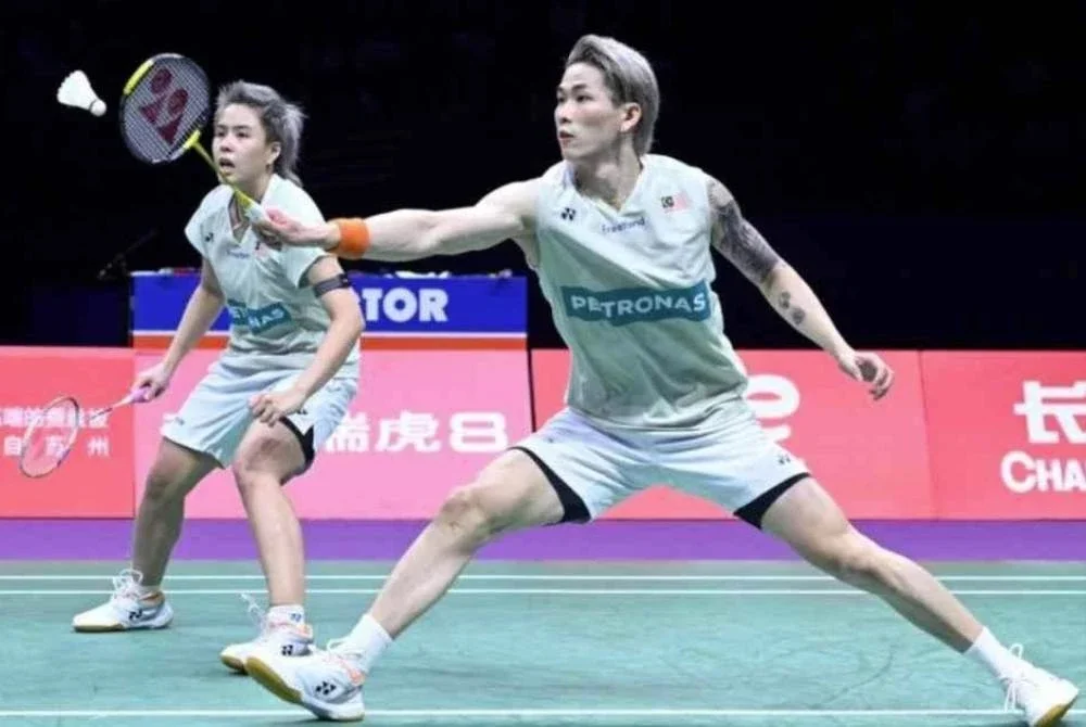 Tang Jie dan Ee Wei dipaksa mengerah keringat sebelum berjaya menundukkan wakil Denmark, Mathias Christiansen-Alexandra Boje, dalam pertarungan tiga set.