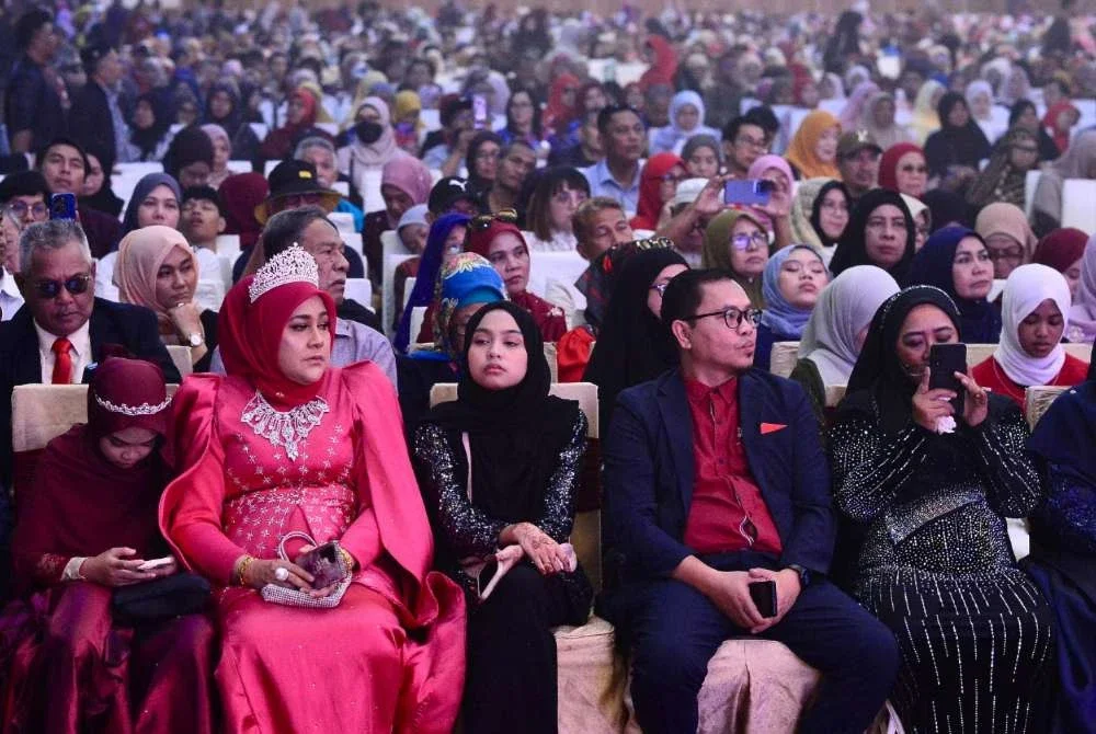 Kira-kira 3,000 tetamu hadir dalam Sri Semantan Golden Awards 2025 di Shah Alam pada Ahad.