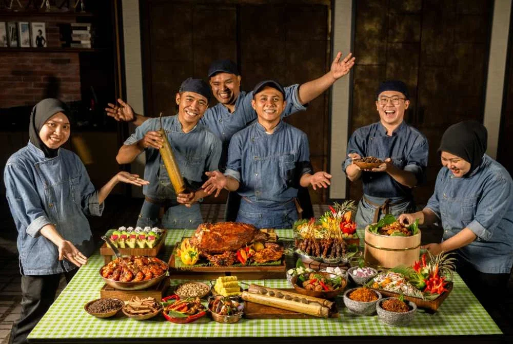 Centric Bazaar turut menawarkan kemudahan bagi majlis berbuka korporat atau acara keluarga besar, menjadikan ia pilihan sesuai bagi mereka yang menginginkan suasana berbuka yang lebih peribadi, tersusun dan tidak sesak.