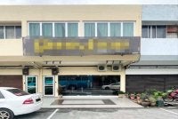 SPRM menyita dua buah hotel bernilai RM2 juta untuk siasatan melibatkan penahanan seorang pegawai kanan TLDM. Foto: SPRM