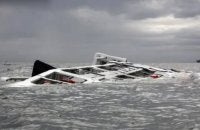  Sekurang-kurangnya 13 mayat ditemukan dan lebih 100 orang masih hilang selepas sebuah feri antara pulau yang membawa lebih 300 penumpang serta kru karam pada awal pagi Isnin di perairan wilayah Basilan di selatan Filipina.