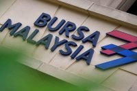 Bursa Malaysia meneruskan momentum meningkatnya ditutup pada paras tertinggi dalam tempoh lebih tujuh tahun. Foto: Bernama