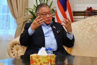 King Sing menjelaskan, langkah itu diperkenalkan susulan peningkatan aduan melibatkan urusan umrah dan pelancongan luar negara, yang bukan sahaja menjejaskan pengguna, malah mencalar reputasi keseluruhan industri pelancongan negara.