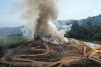 Satu kebakaran membabitkan kawasan pelupusan sisa domestik seluas kira-kira 1.4 hektar terbakar di Tapak Pelupusan Sisa Pepejal Sanitari Padang Cina di Kulim pada Selasa. FOTO: JAS