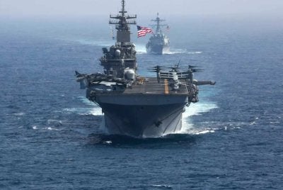 Kapal USS Abraham Lincoln bersama tiga kapal perang kini berada di Lautan Hindi.
