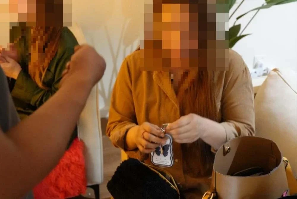 Antara 12 wanita warga asing berusia antara 22 hingga 48 tahun dalam operasi yang ditahan.