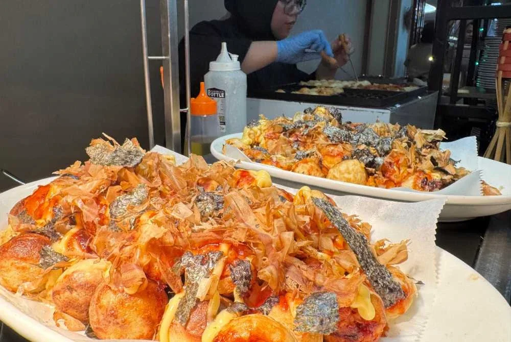 Takoyaki serta pencuci mulut istimewa iaitu crepe, termasuk crepe berinti durian dan buah-buahan antara sajian baharu yang disajikan tahun ini.