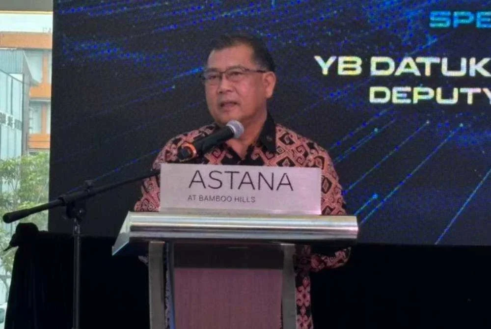 Wilson Ugak pula berkata, pelancaran Altel Cloud dapat meningkatkan kesedaran dalam kalangan industri mengenai kepentingan keselamatan data serta peranan pemain teknologi tempatan dalam menyokong agenda digital negara.