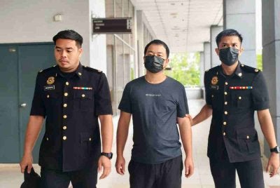 Jiang Fanjun didakwa di Mahkamah Sesyen Seremban pada Khamis atas pertuduhan memberi rasuah RM50,000 kepada pegawai JAS.