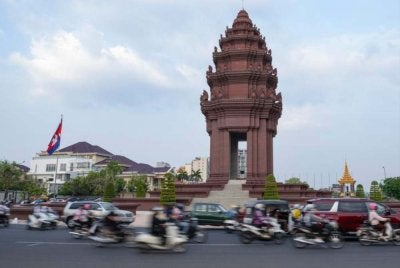 Pihak berkuasa keselamatan Kemboja terus memperhebat operasi membanteras penipuan dalam talian dan operasi perjudian dalam talian yang telah memperdaya ribuan pencari kerja muda dari negara-negara Asia Tenggara dan Asia Selatan. Foto: Agensi