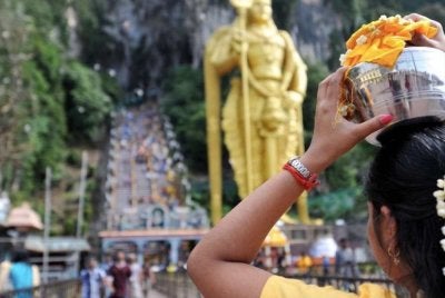 Sebanyak 12 persimpangan jalan di sekitar ibu negara akan ditutup dan dilencongkan secara berperingkat bagi memberi laluan kepada perarakan pedati bersempena dengan sambutan Thaipusam pada 1 Februari ini.