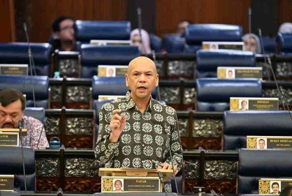 Armizan pada Sesi Pertanyaan-Pertanyaan Menteri di Dewan Rakyat pada Khamis. Foto Jabatan Penerangan Malaysia