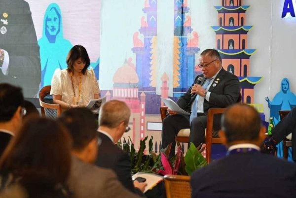 Datuk Seri Tiong King Sing ketika menghadiri majlis pembukaan ASEAN Tourism Forum 2026 di Cebu, Filipina.