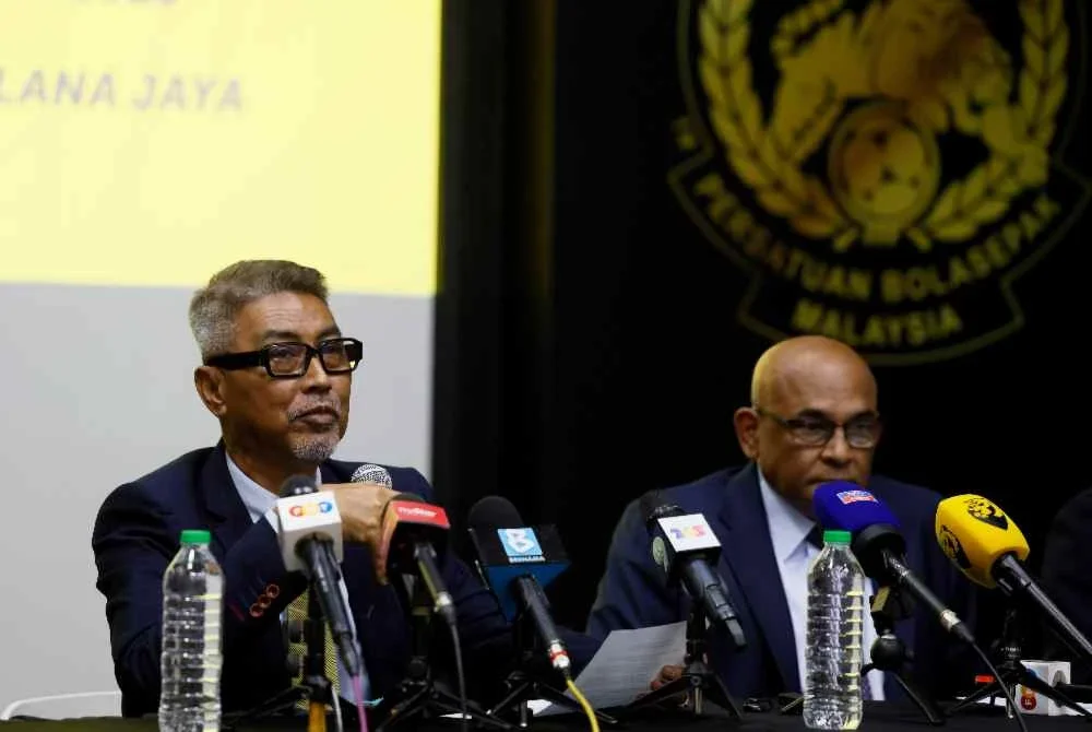 Pemangku Presiden FAM, Datuk Mohd Yusoff Mahadi ketika sidang media selepas mempengerusikan Mesyuarat Khas Jawatankuasa Eksekutif FAM di Wisma FAM pada Rabu. Foto Bernama