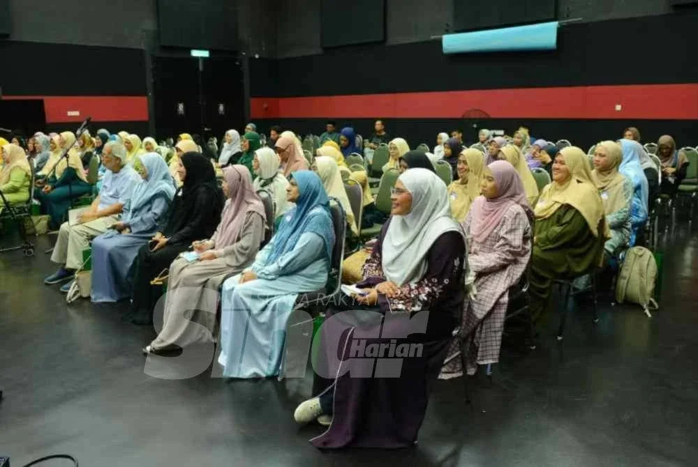 SHAH ALAM, 31 Januari 2026 - Program Tazkiyah Ramadan bertajuk ‘Tuhan Sedang Menguji Kita' bersama Ustaz Zarifi dan Ustaz Kazim Elias sempena Karangkraf Ramadan Bookfest di Kompleks Karangkraf pada Sabtu. FOTO: SINAR HARIAN / MOHD HALIM ABDUL WAHID