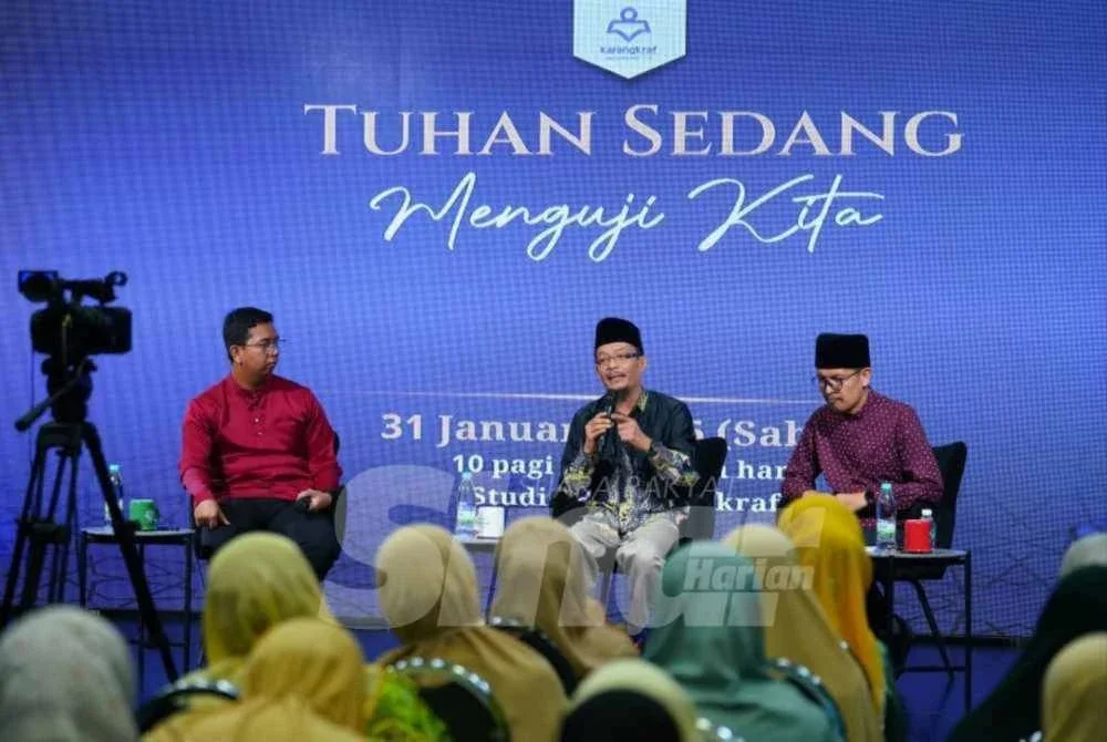  Program Tazkiyah Ramadan bertajuk ‘Tuhan Sedang Menguji Kita' bersama Ustaz Zarifi dan Ustaz Kazim Elias sempena Karangkraf Ramadan Bookfest di Kompleks Karangkraf pada Sabtu. FOTO: SINAR HARIAN / MOHD HALIM ABDUL WAHID