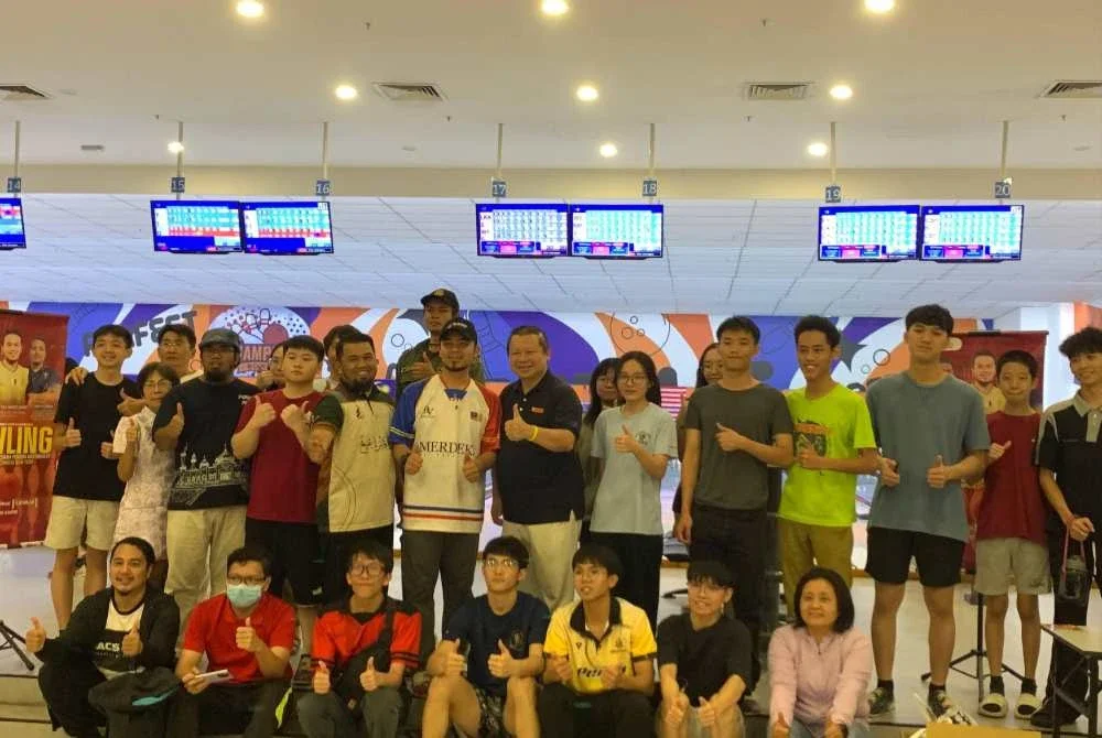 Penganjuran program Bowling Santai bersama Pemuda Pas Perak baru-baru ini menarik hampir 35 belia Cina di kawasan Parlimen Kampar.