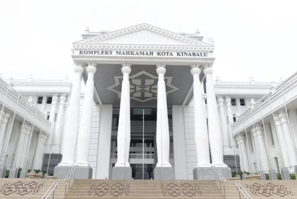 Ibu Pelajar A mendakwa anaknya masih menerima tekanan dan digelar ‘pembunuh’ di sekolah baharu ketika memberi keterangan dalam inkues kematian Zara Qairina di Mahkamah Koroner Kota Kinabalu. - Gambar hiasan