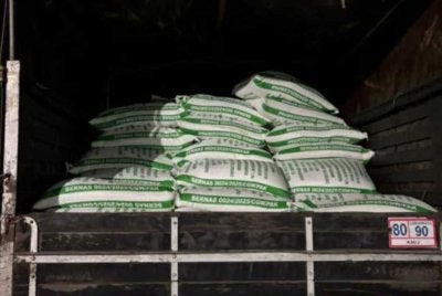 Beras dalam guni dijumpai dalam penyimpanan barangan lori. Foto PPM Wilayah Tiga