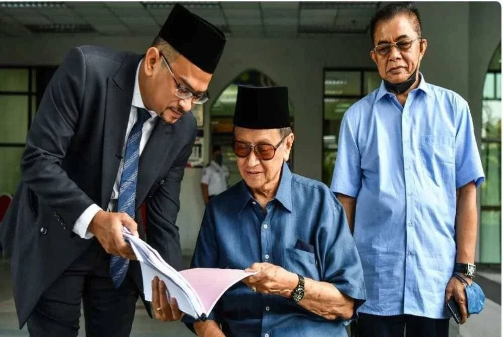 Pada Ogos 2020, sebanyak 309 waris Sultan Zainal Abidin III memfailkan permohonan semakan terhadap keputusan Mahkamah Rayuan Syariah Terengganu berhubung status setengah bahagian tanah CZSM itu. - Gambar fail/Bernama