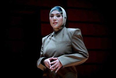 Shila Amzah akan mengadakan konsert solo di Dewan Filharmonik Petronas untuk menyambut 25 tahun dalam industri muzik. Foto Bernama 