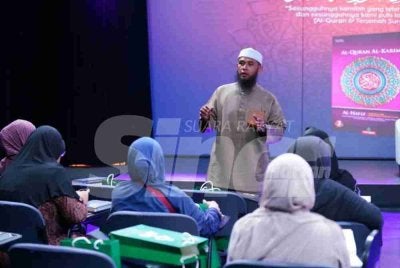 Bengkel Hafal al-Quran dalam 3 jam bersama Mohamad Amiro Safwan dan Khairul Naim sempena Karangkraf Ramadan Bookfest di Studio My #QuranTime, Kompleks Karangkraf pada Selasa. Foto SINAR HARIAN-MOHD HALIM ABDUL WAHID 