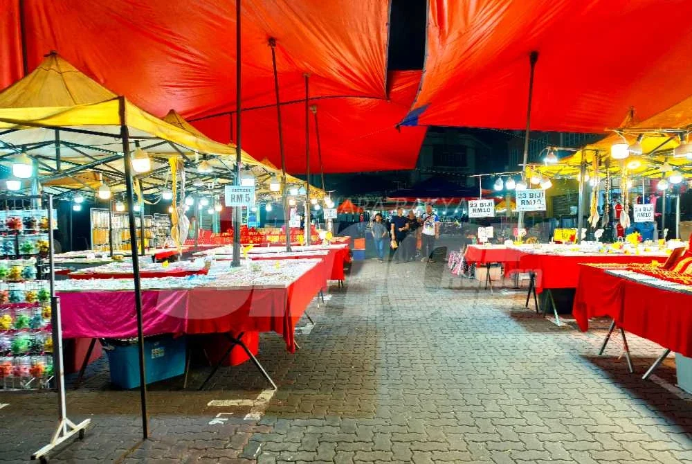 Pasar Borong Wakaf Che Yeh di Kota Bharu kini semakin 'hilang seri' apabila peniaga mendakwa hasil jualan merosot ketara. Foto: Hazelen Liana Kamarudin