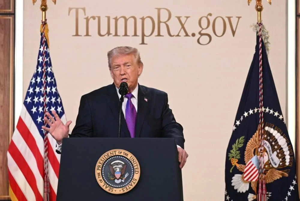 Trump melancarkan laman web berjenama sendiri, TrumpRx, yang membolehkan pengguna membeli ubat-ubatan pada harga diskaun. Foto: AFP
