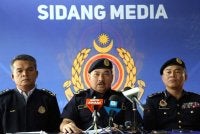 Muhammad Kifli (tengah) pada sidang media Ops Pewa di Pejabat JPJ Kuala Lumpur di sini pada Jumaat.