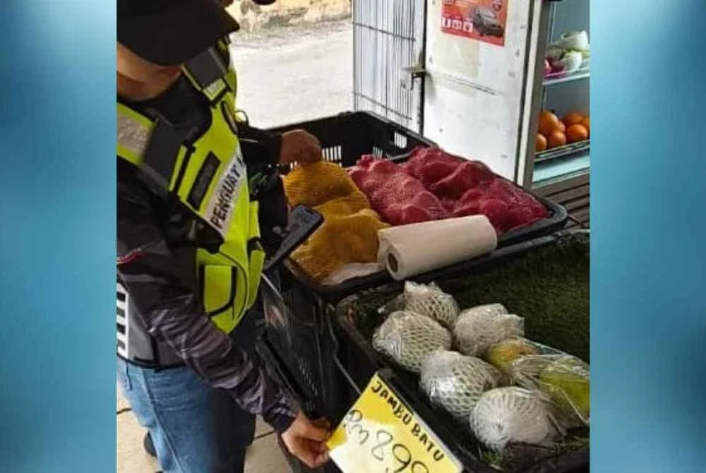 Dalam beberapa kes, tanda harga hanya dipamerkan selepas kehadiran pegawai penguat kuasa disedari.