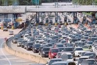 Kerajaan bersetuju memberikan diskaun tol sebanyak 50 peratus sempena sambutan Tahun Baharu Cina.