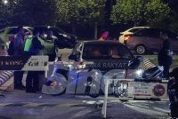 Polis berjaya menahan suspek dalam sebuah kereta dan merampas sebilah pisau bagi membantu siasatan.