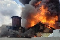 Kebakaran melibatkan sebuah kilang perabot pada Ahad.