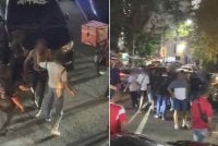Tular video memaparkan pergaduhan melibatkan sekumpulan individu berhampiran sebuah kafe di Taman Beringin, Kuala Lumpur pada Jumaat.