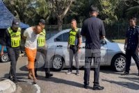 Paramaguru didakwa di Mahkamah Majistret Sepang pada Isnin atas satu pertuduhan menceroboh tanah persendirian, tahun lalu.