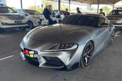 Kenderaan jenis Toyota Supra 3.0L milik ahli perniagaan tersebut disita di Jalan Tuaran.