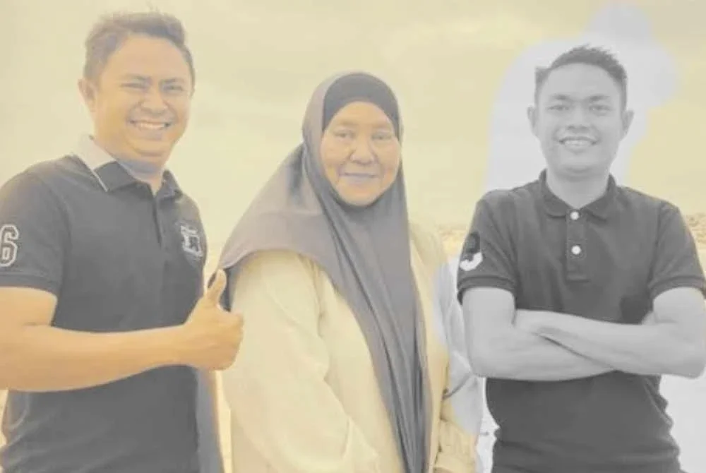 Shaharudin (kiri) bersama ibunya (tengah) dan Syazarul sekitar tiga tahun lalu. Kredit/ TikTok @shaharudinnn.